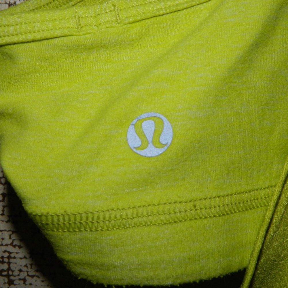 Lululemon No Limit Workout Tank Top Size 4 (CC-62) - Picture 3 of 4